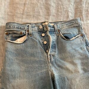 Levi’s Wedgie jean